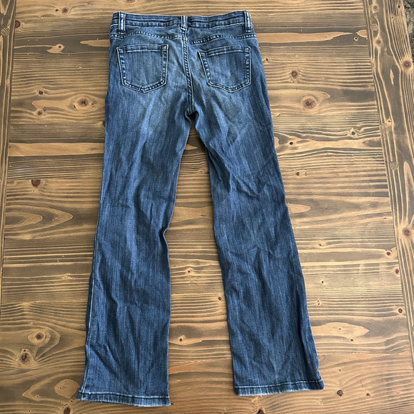 Girls’ Cat & Jack Blue Bootcut Jeans – Size 8 – Faded Wash - Picture 3 of 3